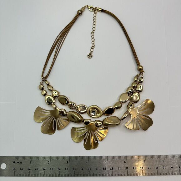 C 1946 Signed Gold Tone Gingko Leaves and‎ Round Beads Necklace Leather Cord - Picture 7 of 12